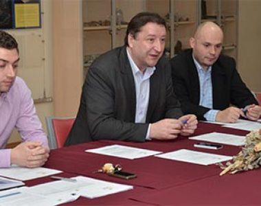 upravni6_12032014